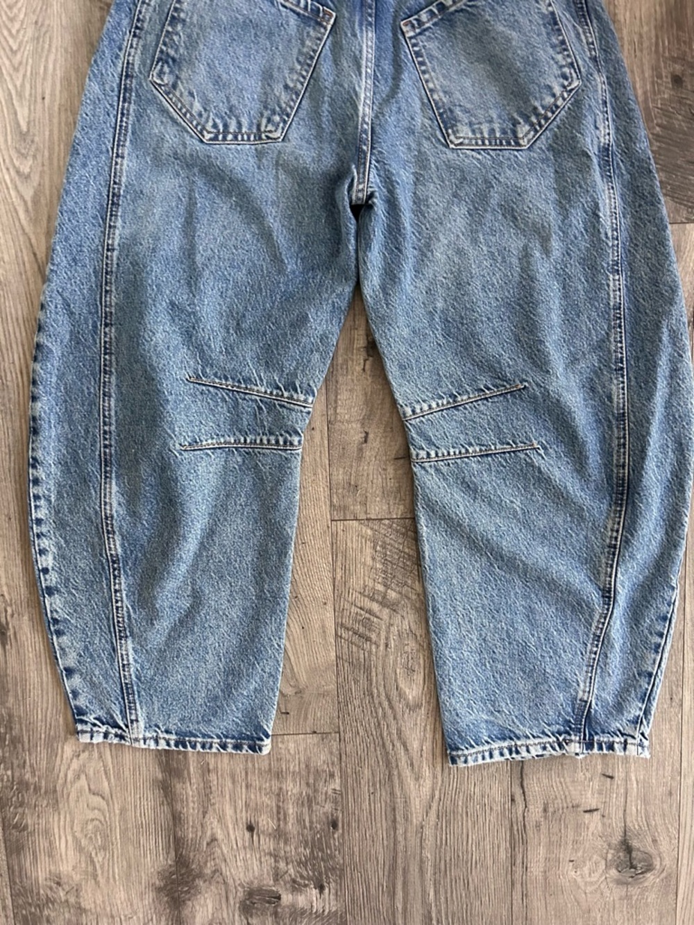 We The Free Lucky You Mid Rise Barrel Blue Jeans Size 25 - Picture 7 of 10